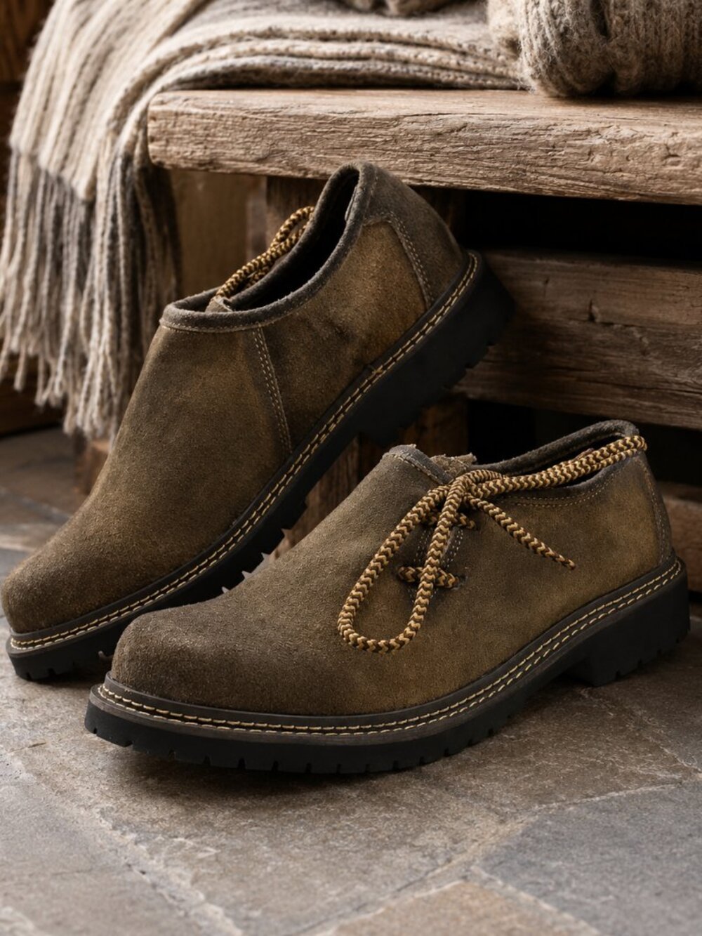 Men’s Brown Bavarian Suede Shoes Oktoberfest Outfit Traditional German Footwear